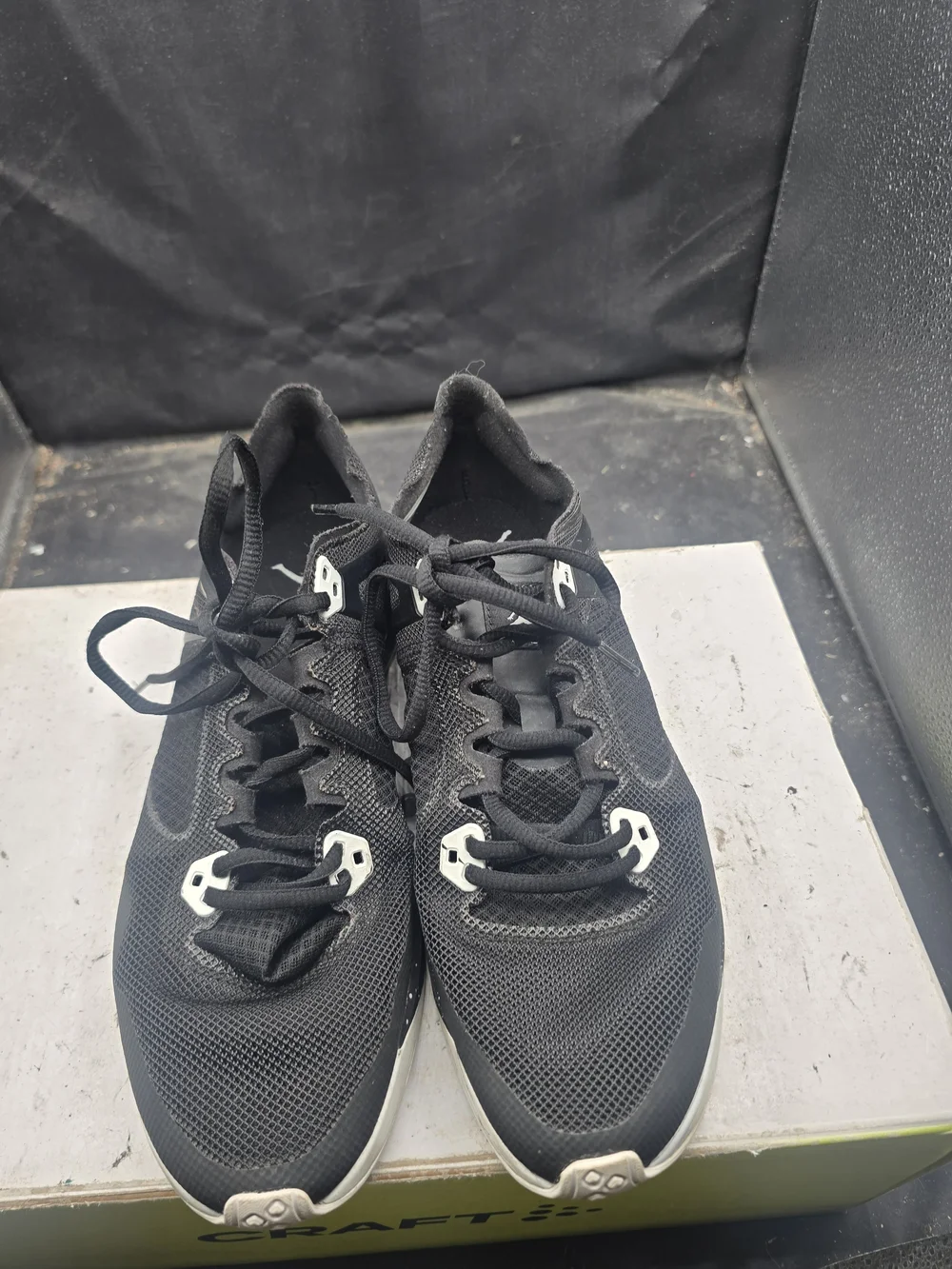 Men's Black Athletic Mesh Lace-Up Shoes